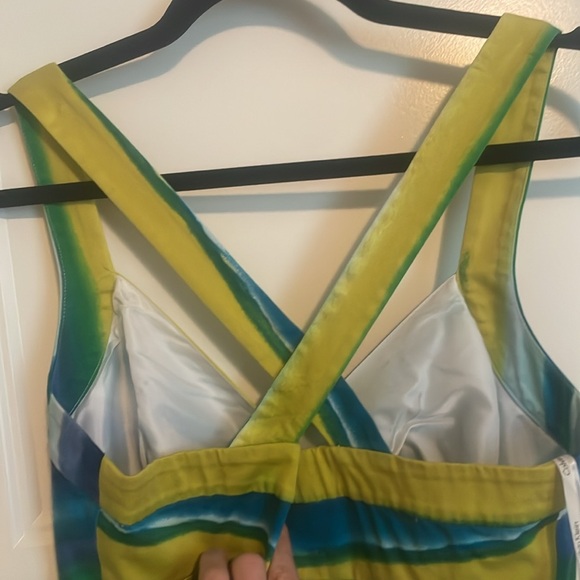 NWOT Adorable Calvin Klein dress size 6 - Picture 2 of 3